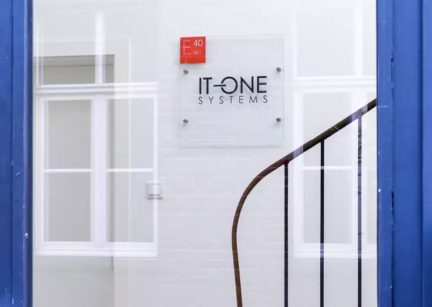ITone_Schild-k IT-Beratung Meeting - IT-Consulting